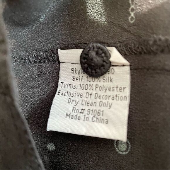 Johnny Was Biya 100% Silk Tunic Top Black & Jade Print w/pockets! - Picture 7 of 11